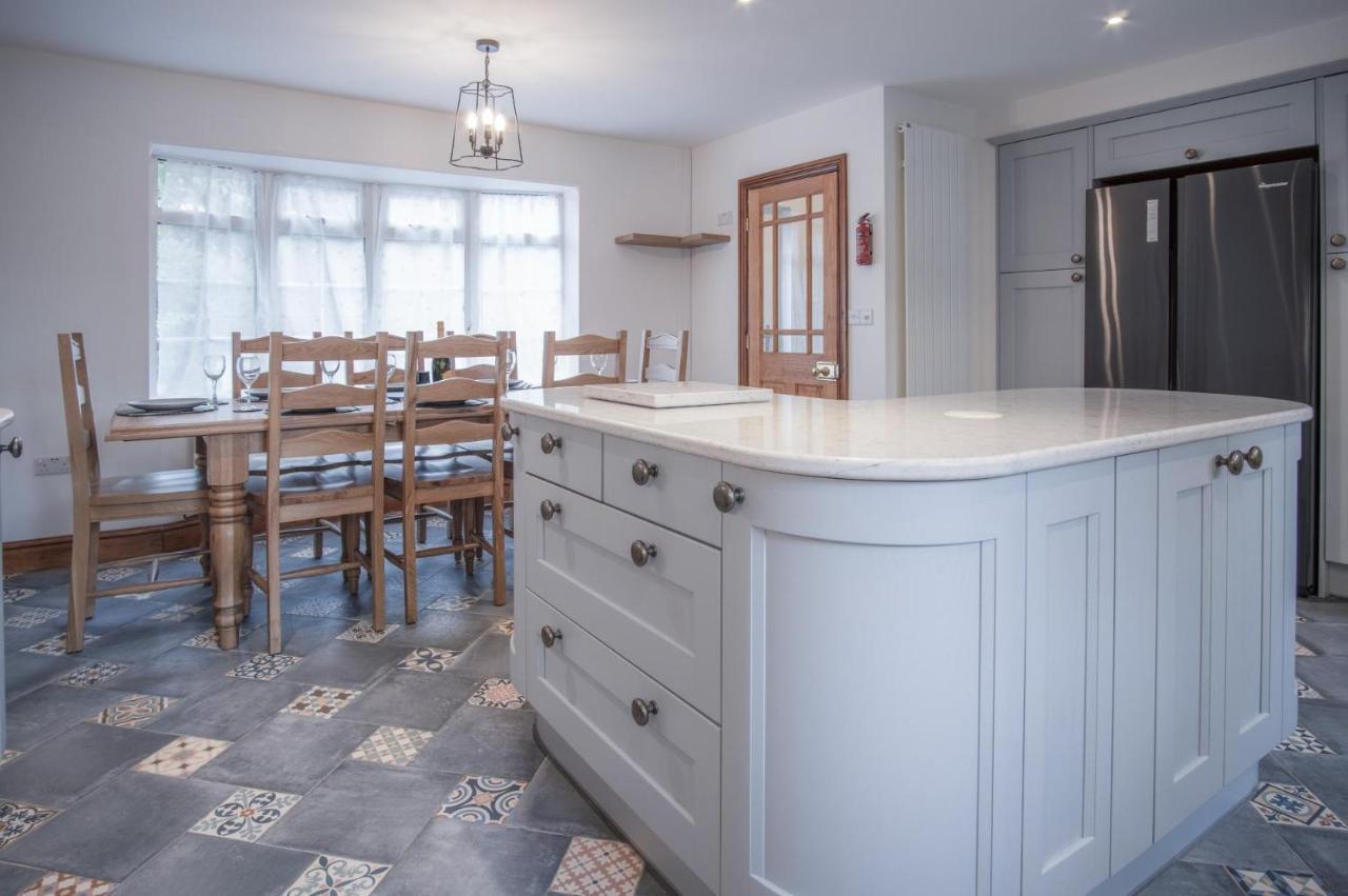 Pendeilo Villa - 5 Bedroom Holiday Home - Amroth Exteriér fotografie